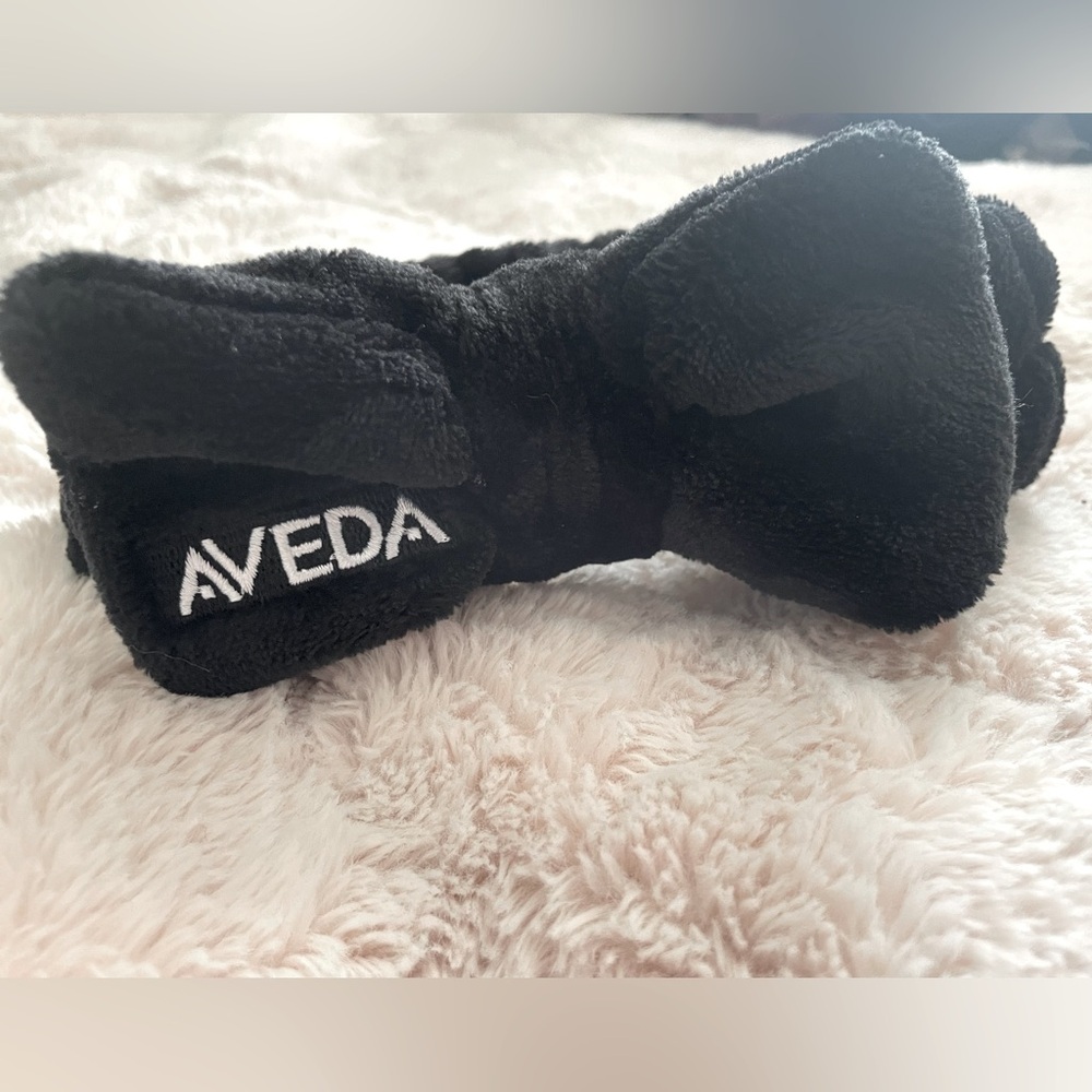 Aveda Fuzzy Spa Bow Headband